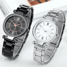 Load image into Gallery viewer, Female Classic Round Dial Quartz Watch
