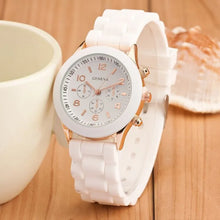 Load image into Gallery viewer, Women Silicone Quartz Watch
