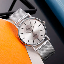 Load image into Gallery viewer, Luxury Stainless Steel Quartz Wristwatch
