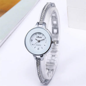 Fashion ladies steel chain watch - Blurrywatch.com